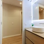 Apartment Aparteasy Mid-term Only For Vacations Stays, Eixample Center Barcelona