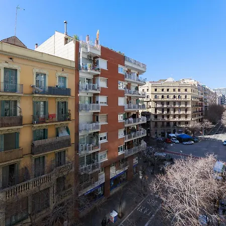 Appartement Aparteasy Mid-term Only For Vacations Stays, Eixample Center
