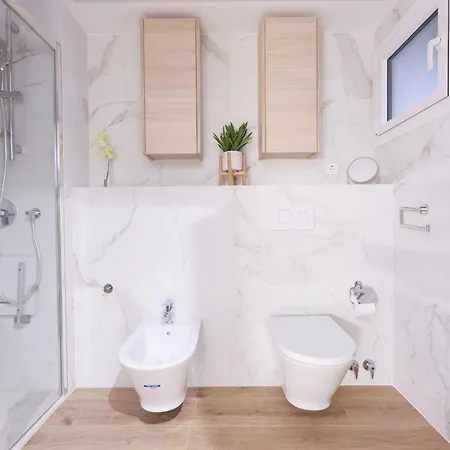 Daire Aparteasy Mid-term Only For Vacations Stays, Eixample Center Barselona