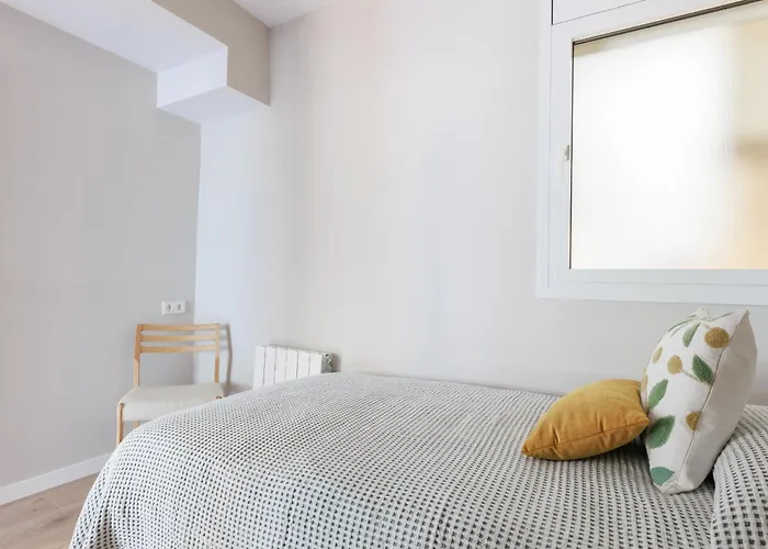Aparteasy Mid-term Only For Vacations Stays, Eixample Center Apartament